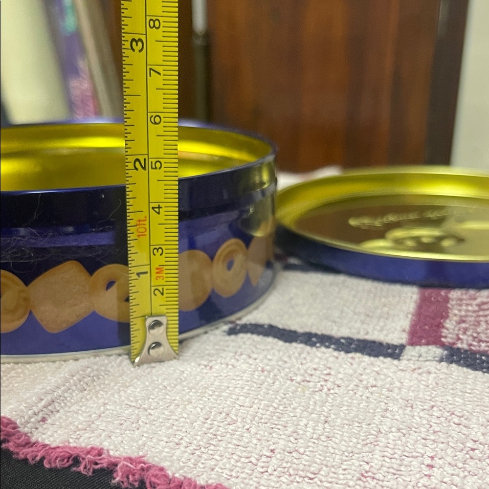 Tiny Tin Containers - Picture 6 of 11